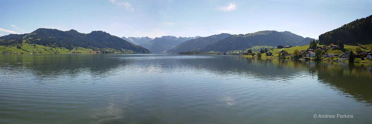 Lake_Einsidlen_pan1.jpg